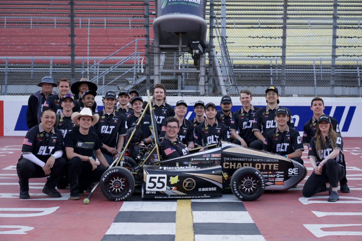 49ers Racing Speeds into Top 10 in International FSAE Competition