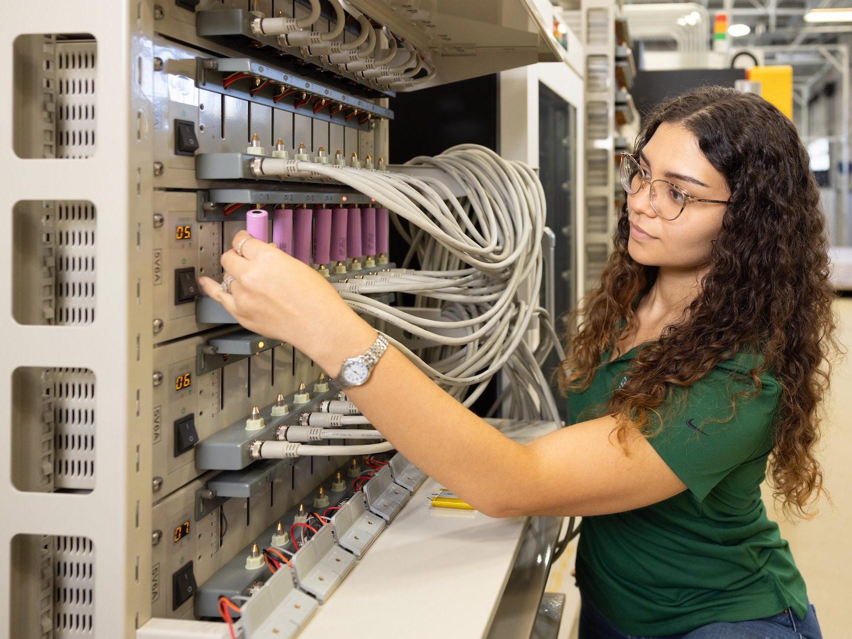 UNC Charlotte engineering student working in BATT CAVE