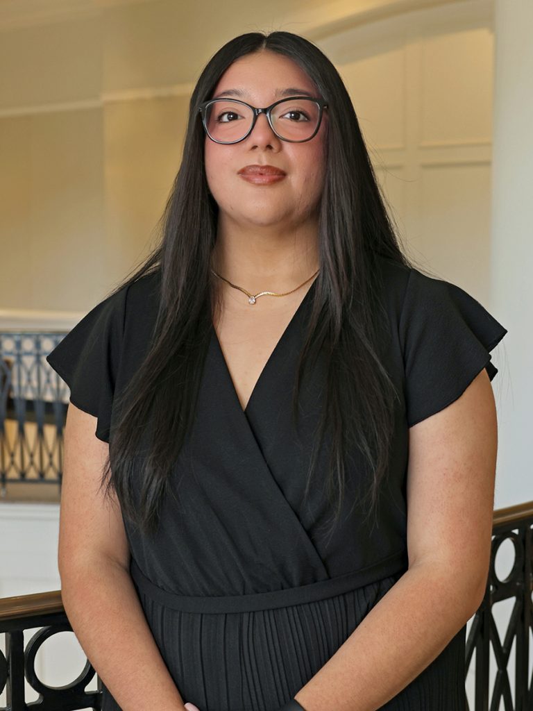 Portrait of Jasmine Jacobo-Martinez