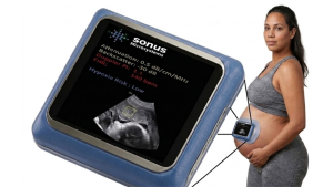 Pregnant mother using wearable tech to monitor placenta
